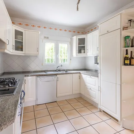Luxueuse Вилла *
